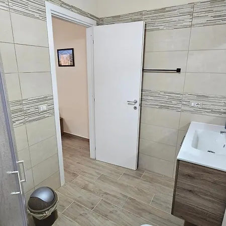 Nucria - Bed & Breakfast 3*